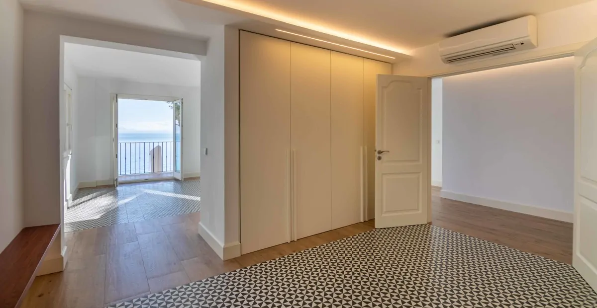 Luxus-Villa-am-Meer-in-Alcanada-Alcudia-Mallorca