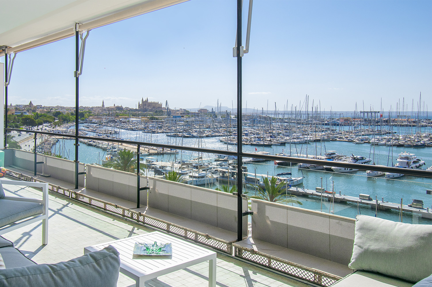 Fantastische-Wohnung-am-Meer-First-Line-en-Palma-de-Mallorca