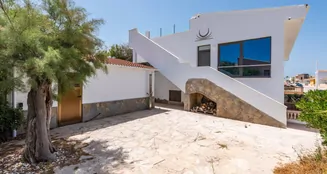 von_poll_real_estate_property_ES244705_image_1