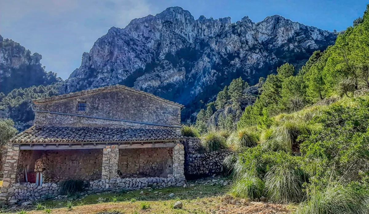 Fantastisches traditionelles mallorquinisches Haus in der Serra de Tramuntana-Gebirgskette