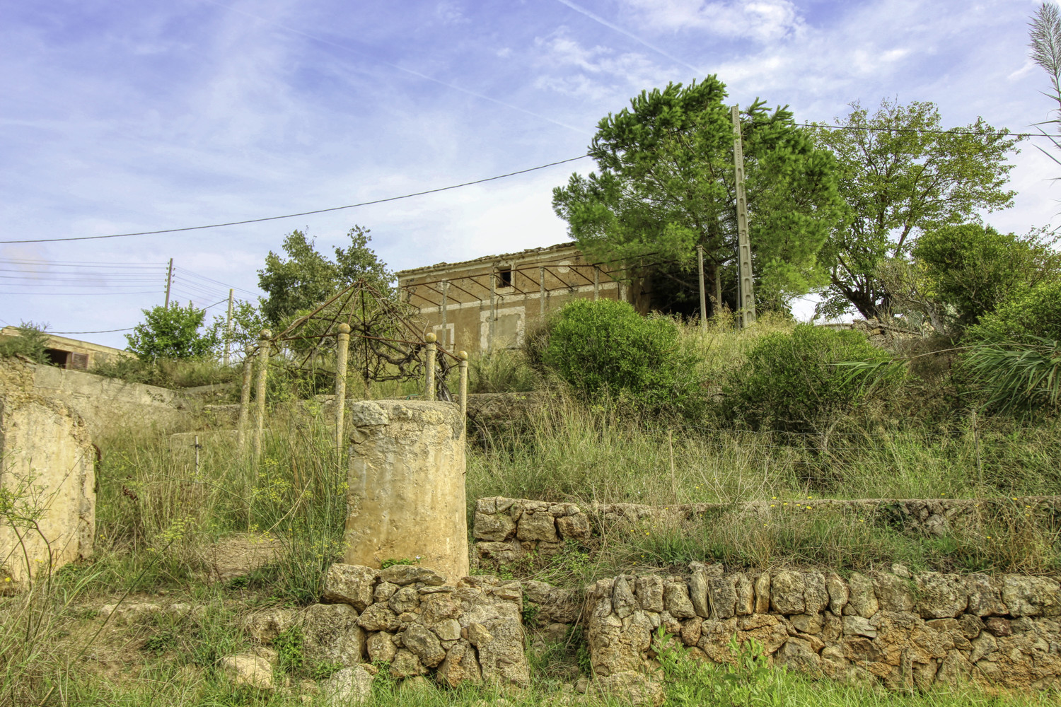 For-sale-old-rustic-house-to-renovate-in-Artá