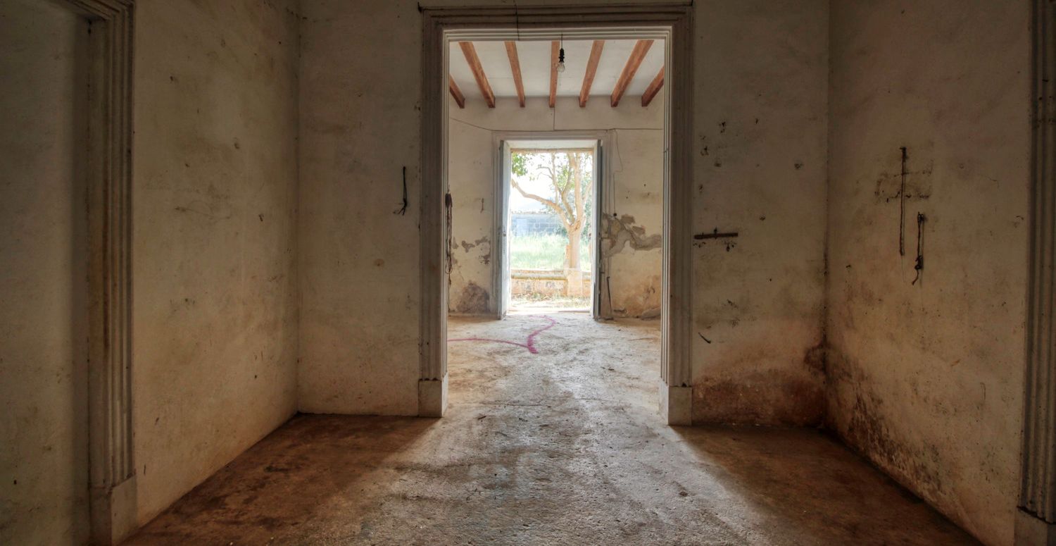 Zu-verkaufen-historisches-Landhaus-am-Rande-von-Manacor