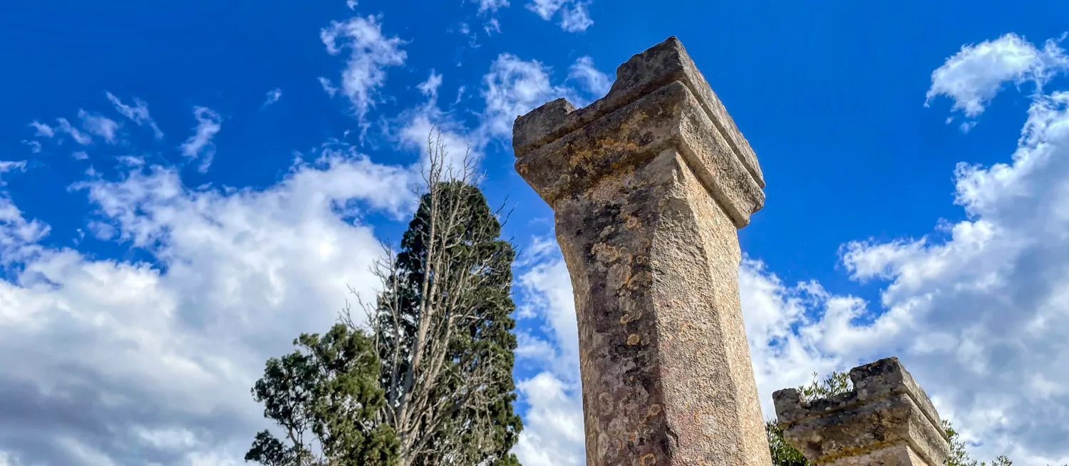 Zu-verkaufen-historisches-Landhaus-am-Rande-von-Manacor
