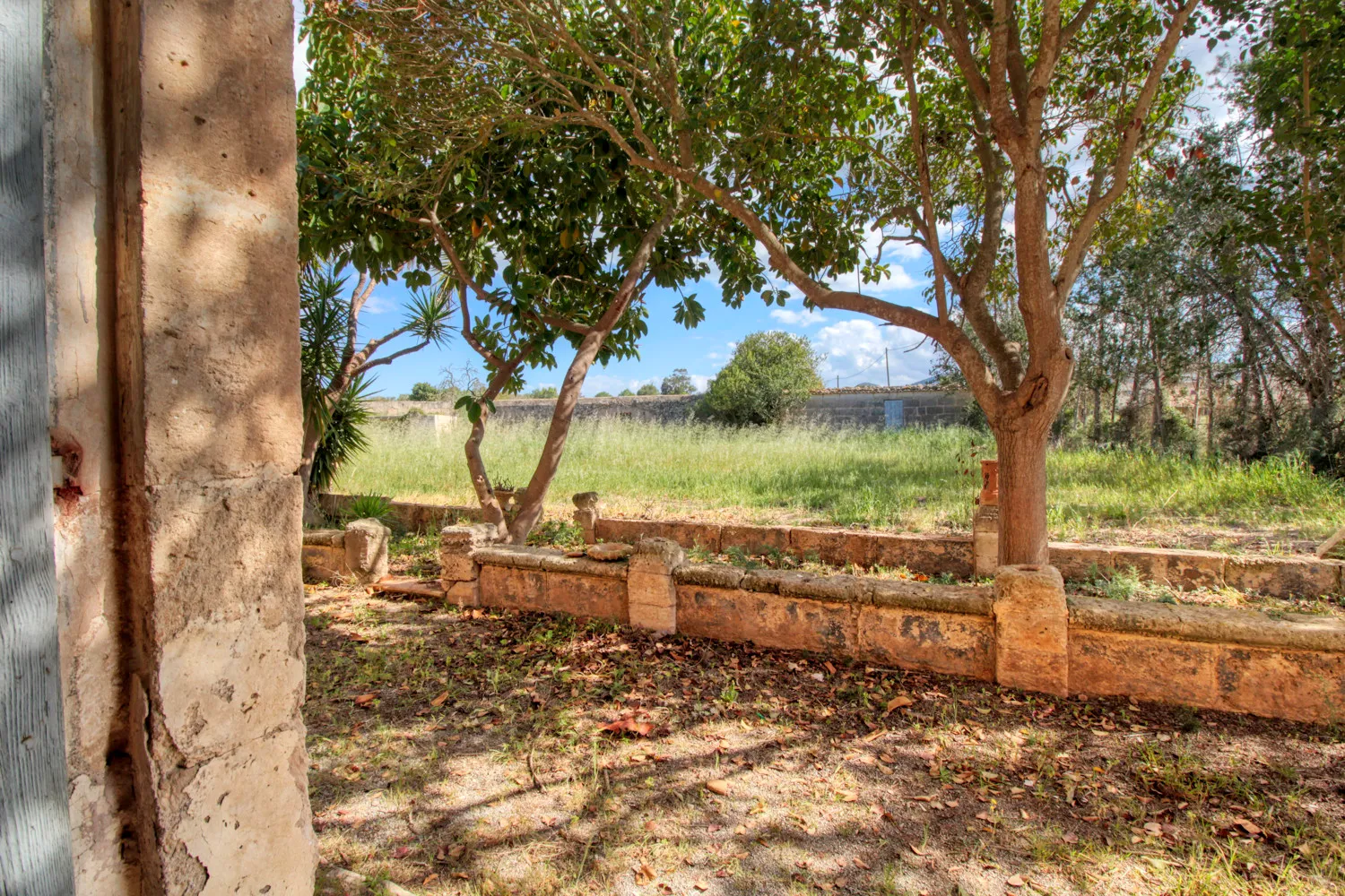 For-sale-historic-rustic-house-on-the-outskirts-of-Manacor