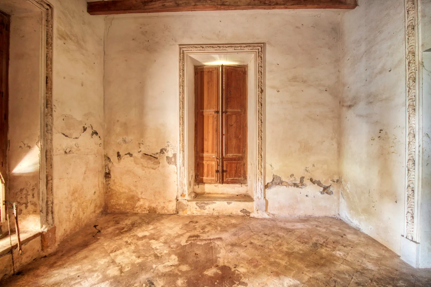 For-sale-historic-rustic-house-on-the-outskirts-of-Manacor