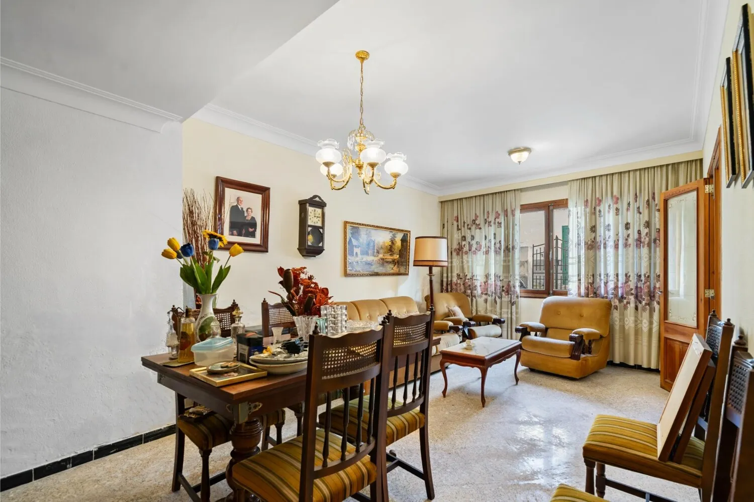 Living-dining room