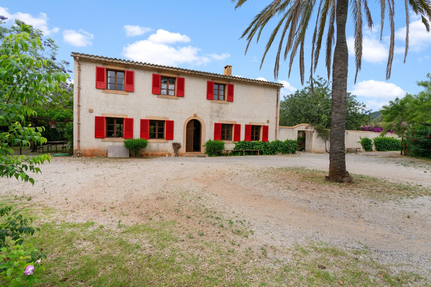 Finca-con-piscina-y-licencia-turística-en-Pollensa