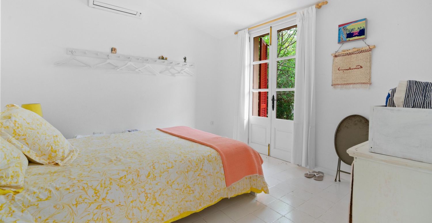 Finca-mit-Pool-und-Touristen-Lizenz-in-Pollensa