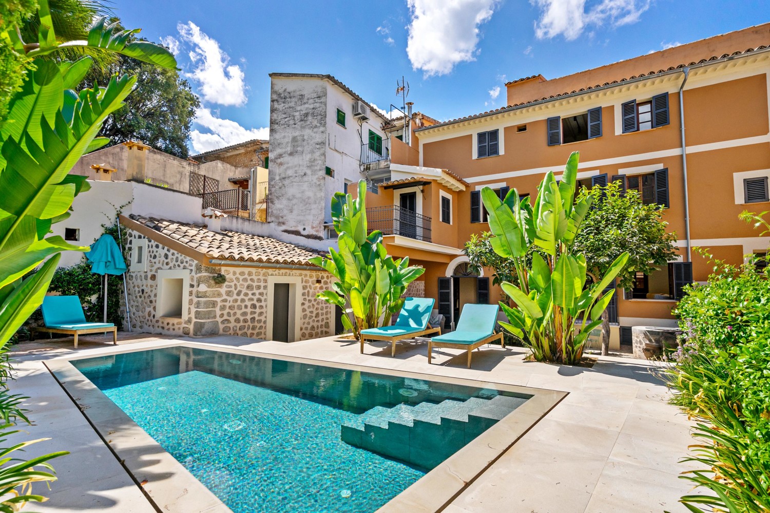 Haus-mit-Garten-und-Pool-in-Sóller