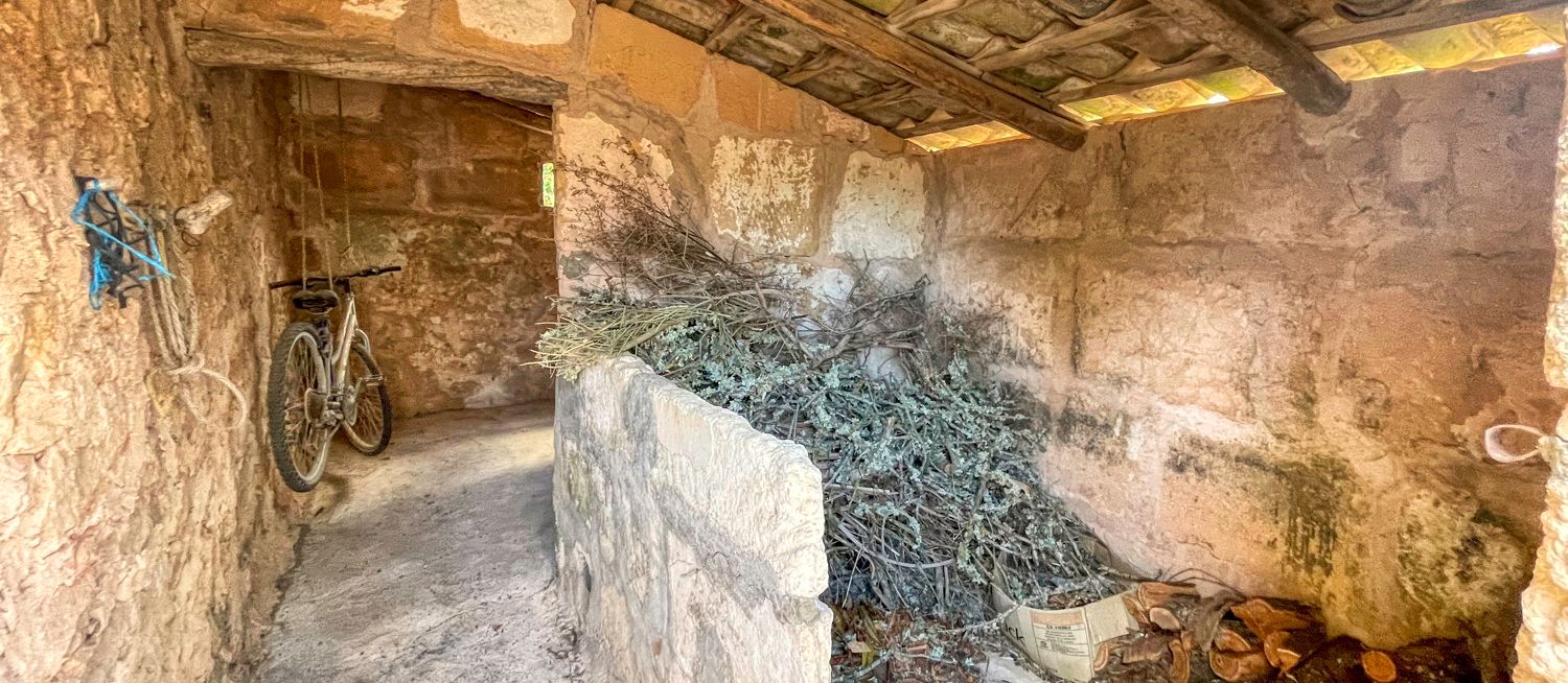 Zu-verkaufen-schönes-rustikales-Haus-zwischen-Manacor-und-Porto-Cristo