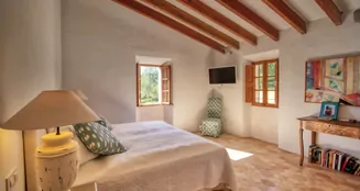 von_poll_real_estate_property_ES244854_image_17