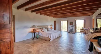 von_poll_real_estate_property_ES244854_image_23