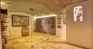 von_poll_real_estate_property_ES244854_image_116