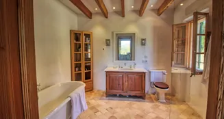 von_poll_real_estate_property_ES244854_image_63