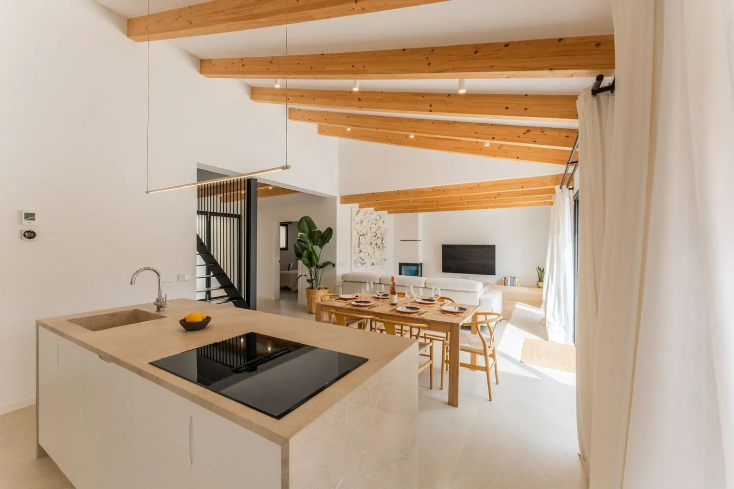 Renovated-house-with-pool-in-Campanet