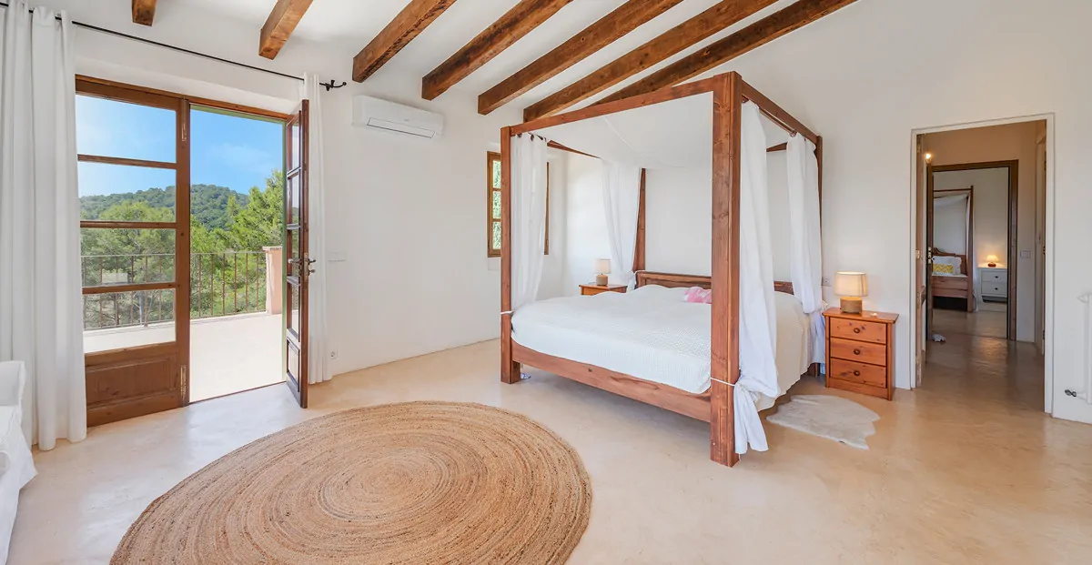 Spektakuläre-Finca-mit-unverbaubarem-Blick-in-Pollensa-Mallorca