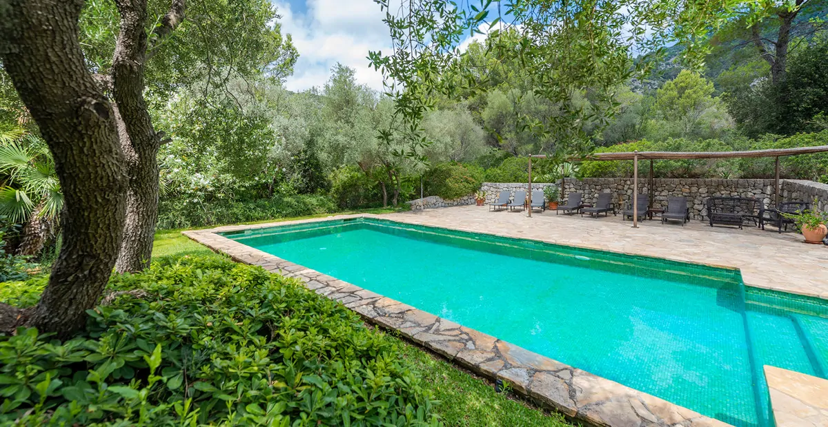 Spektakuläre-Finca-mit-unverbaubarem-Blick-in-Pollensa-Mallorca