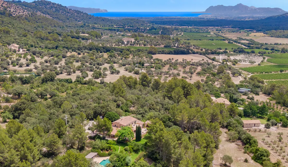 Spektakuläre-Finca-mit-unverbaubarem-Blick-in-Pollensa-Mallorca