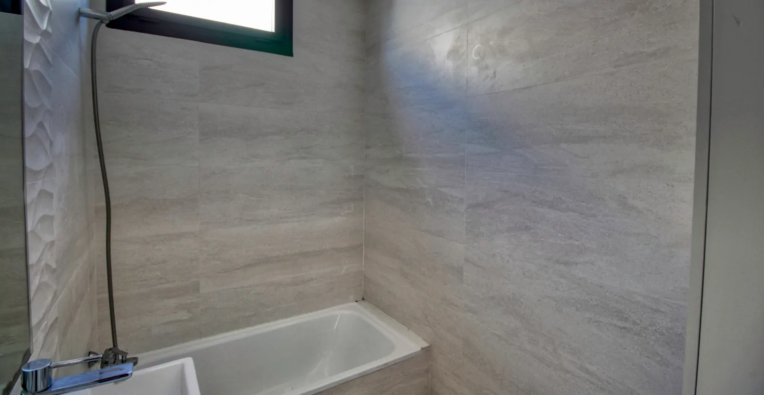 Zu-verkaufen-fantastisches-renoviertes-Haus-in-zweiter-Meereslinie-in-Cala-Morlanda-Mallorca