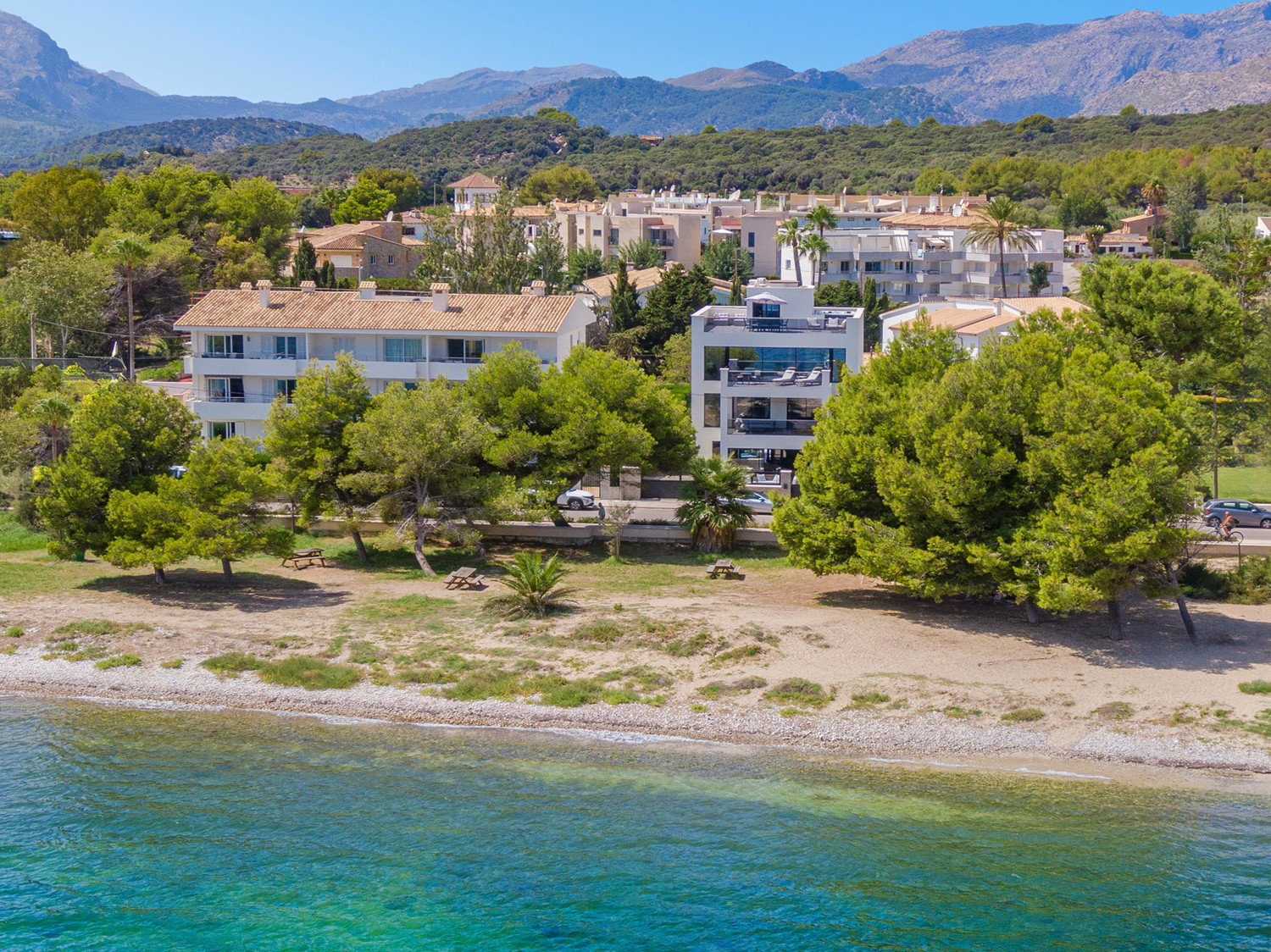 Villa-de-lujo-frente-al-mar-en-Puerto-de-Pollensa