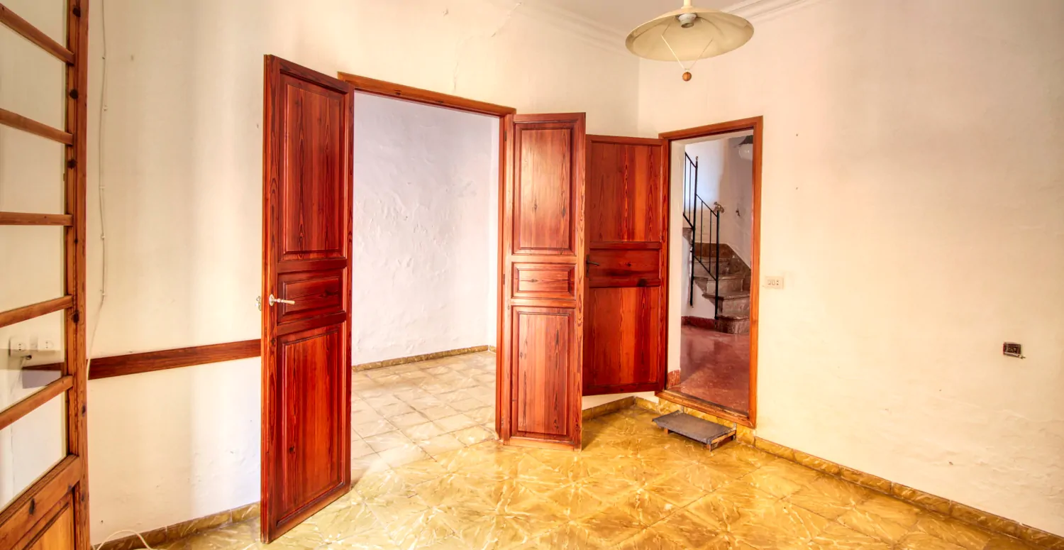 Haus-zu-Reform-im-Herzen-von-Pollensa