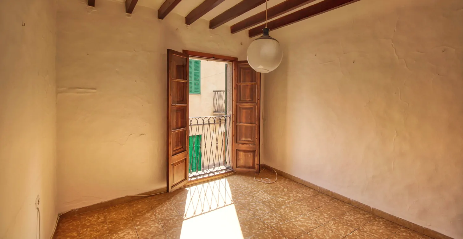 Haus-zu-Reform-im-Herzen-von-Pollensa