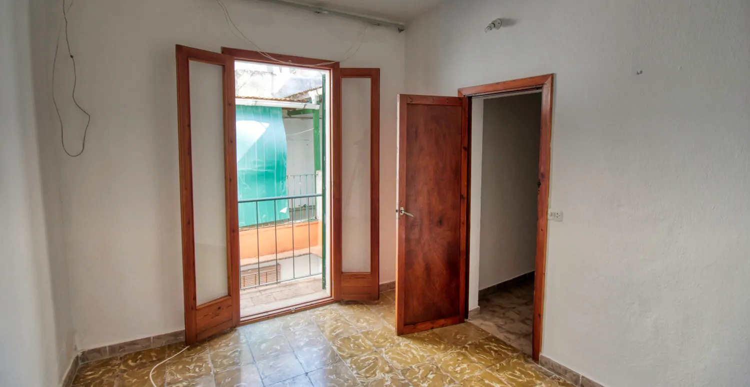 Haus-zu-Reform-im-Herzen-von-Pollensa