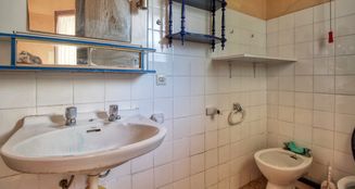 von_poll_real_estate_property_ES244932_image_6