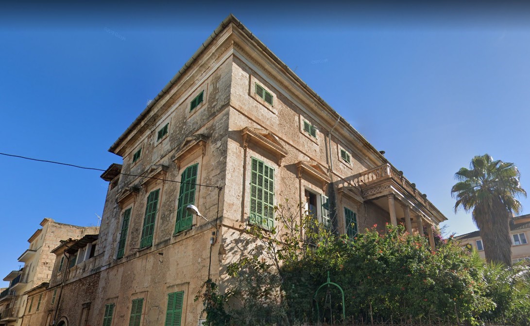 Palacio histórico en el corazón de Sa Pobla