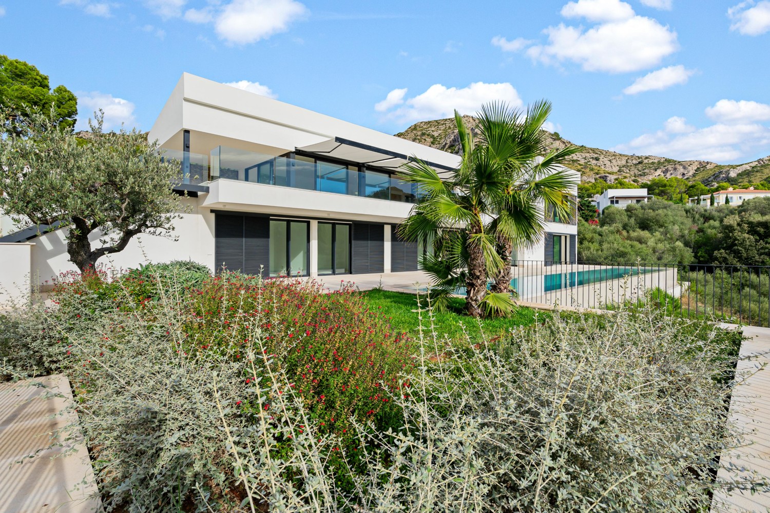 Ausgezeichnete-Neubau-Villa-mit-Aussicht-im-Bonaire