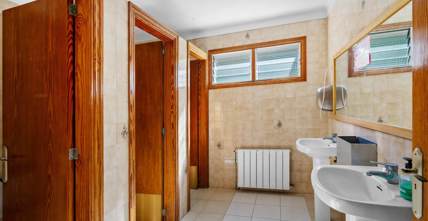 Restaurant-mit-Wohnung-in-Sa-Calobra