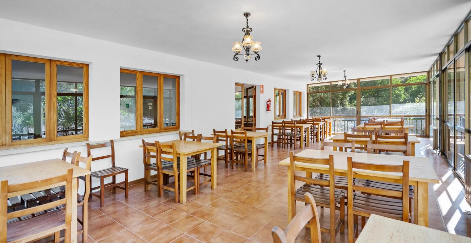 Restaurant-mit-Wohnung-in-Sa-Calobra