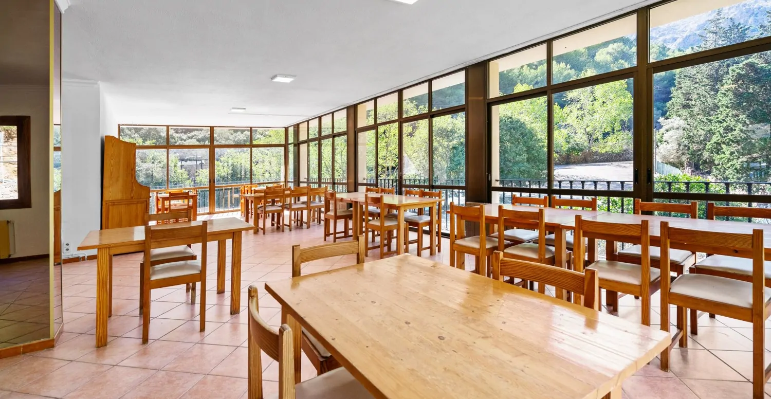 Restaurant-mit-Wohnung-in-Sa-Calobra