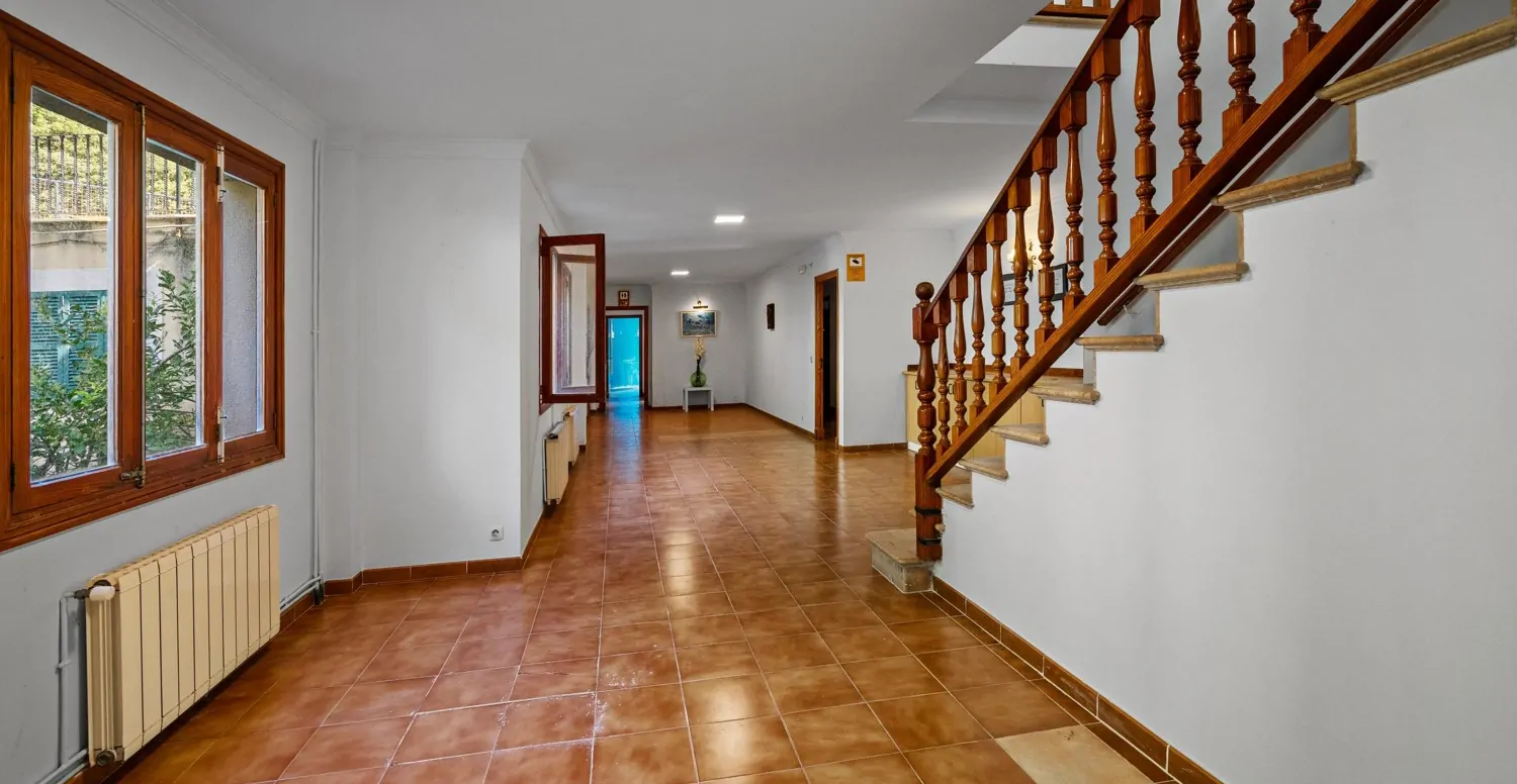 Restaurant-mit-Wohnung-in-Sa-Calobra