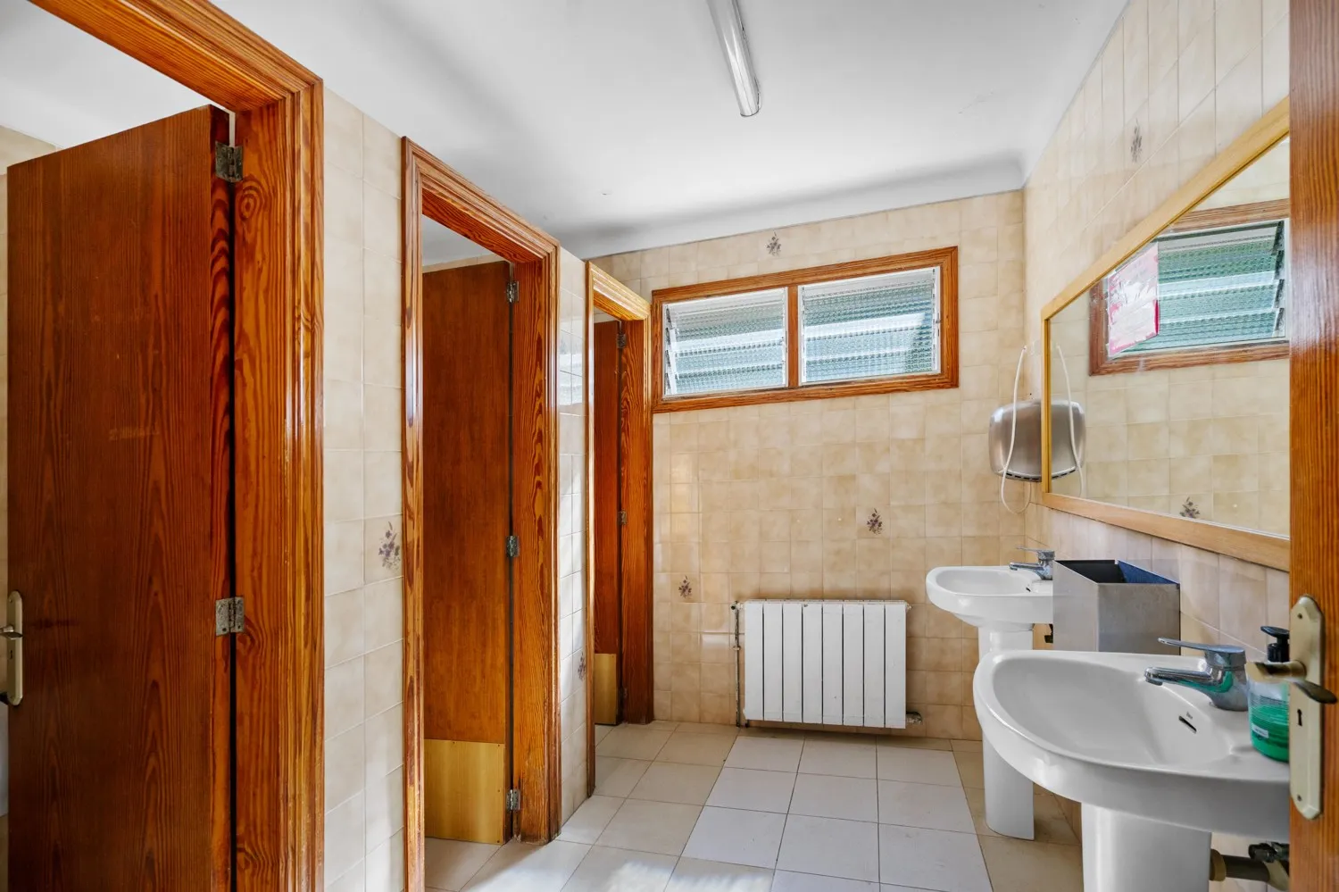Restaurant-with-apartment-in-Sa-Calobra