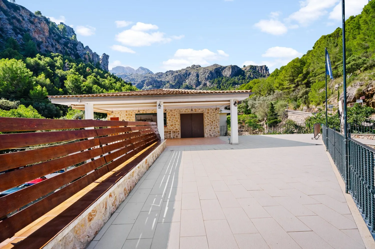 Restaurant-with-apartment-in-Sa-Calobra