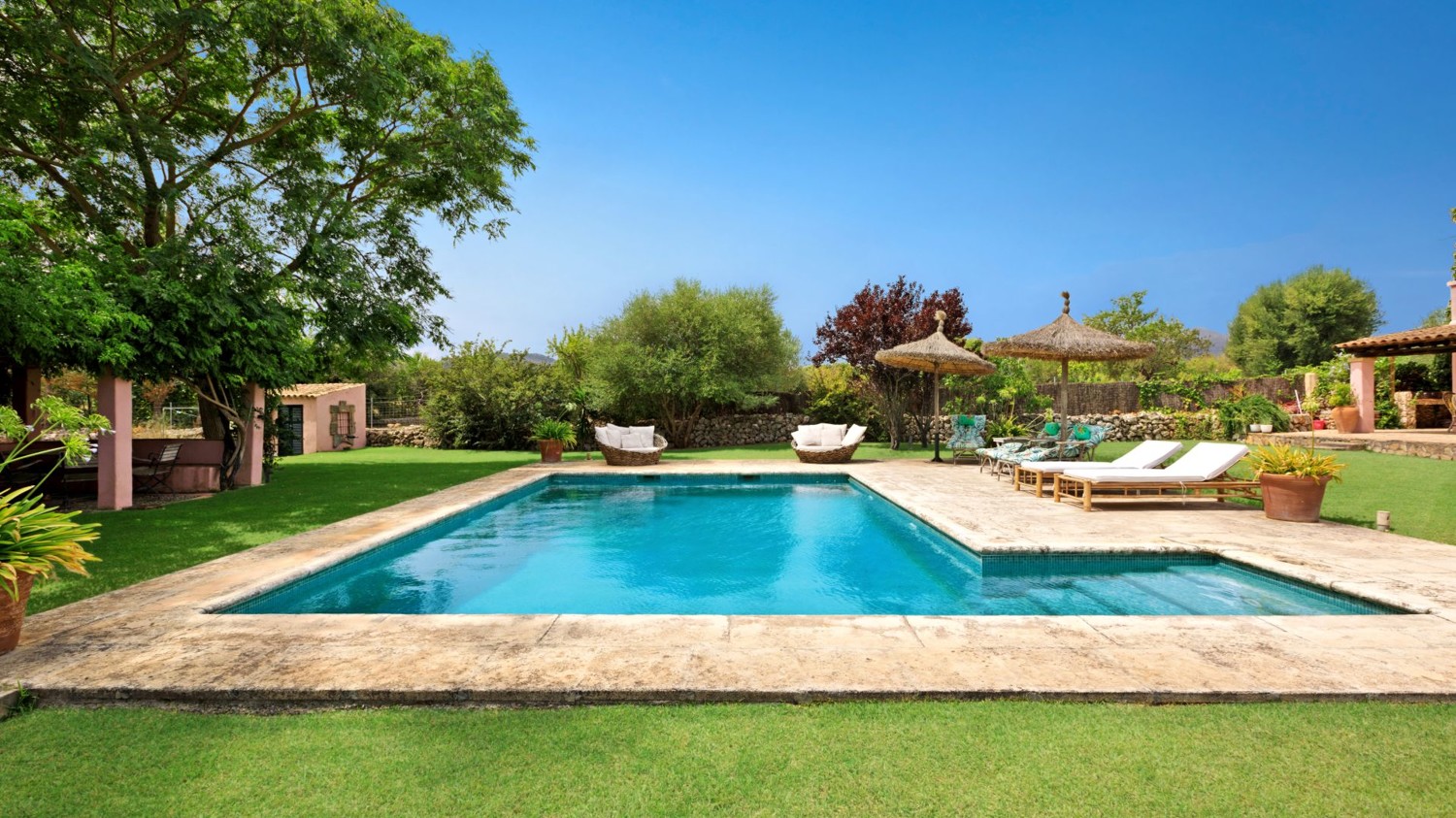 Finca-mit-Pool-in-Pollensa