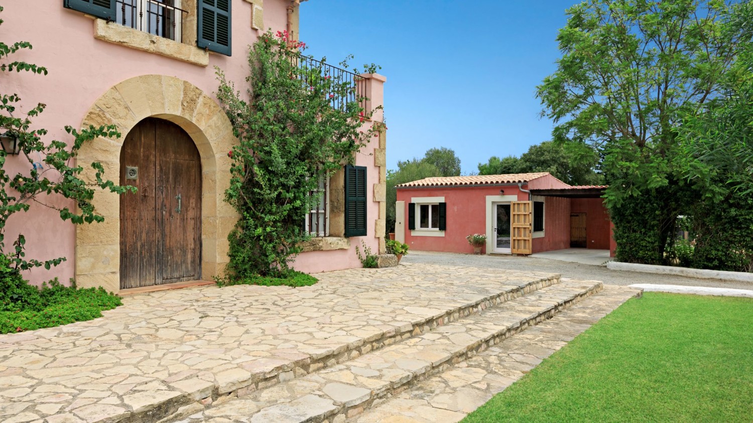 Finca-mit-Pool-in-Pollensa