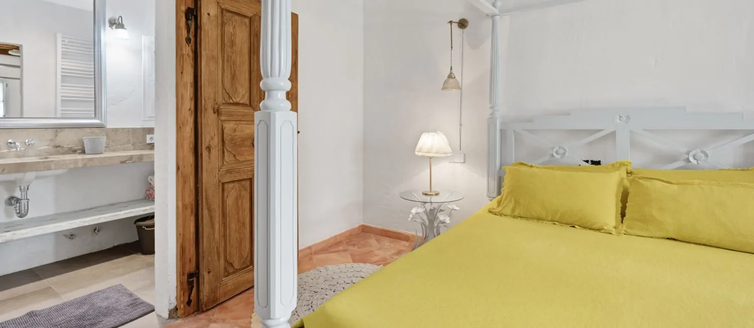 Finca-mit-Pool-in-Pollensa