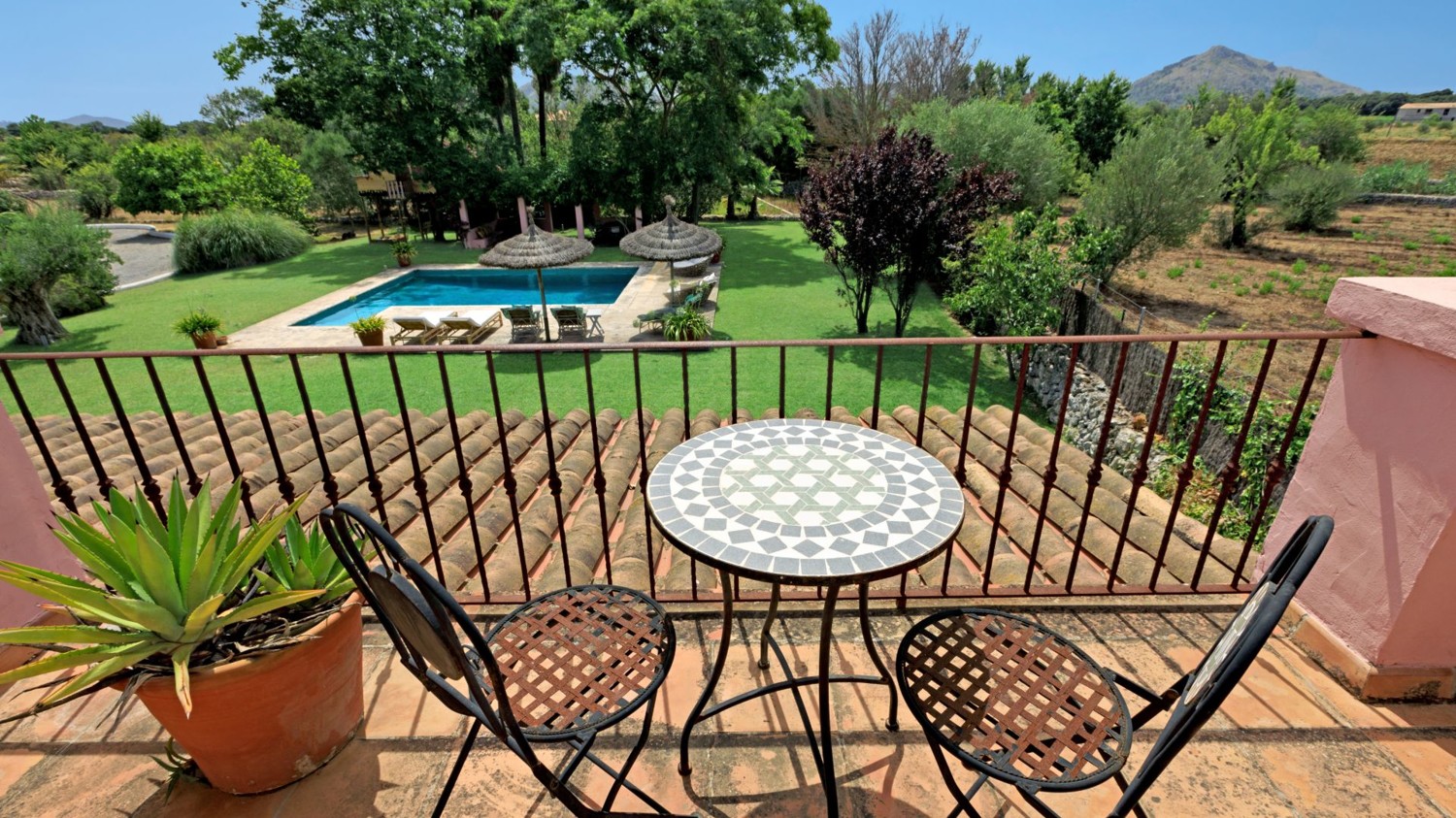 Finca-mit-Pool-in-Pollensa