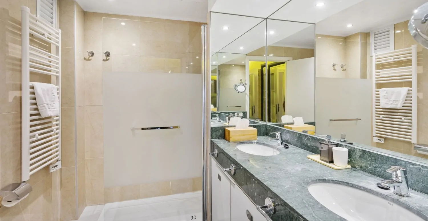 Piso-Paseo-Marítimo