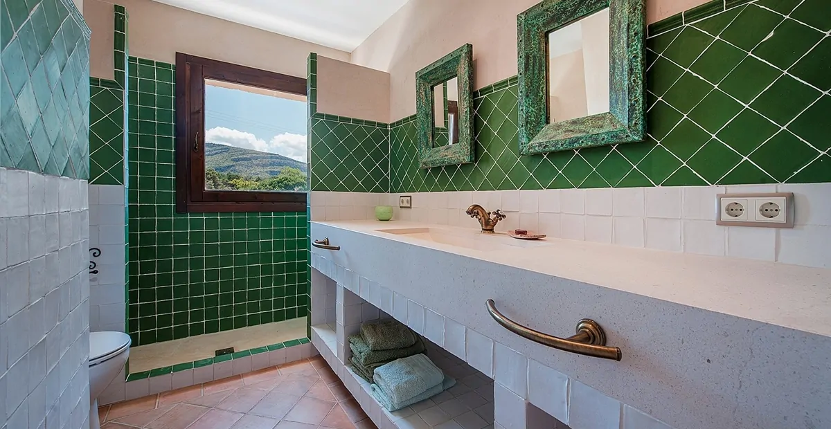 Badezimmer des Landhauses in der Nähe von Colonia Sant Pere, Mallorca