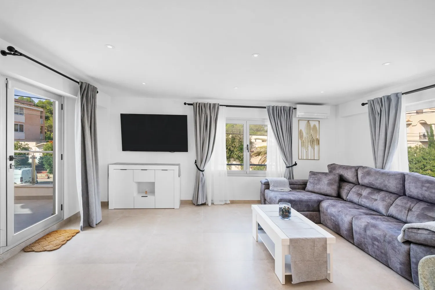 Property-near-the-sea-in-Can-Picafort