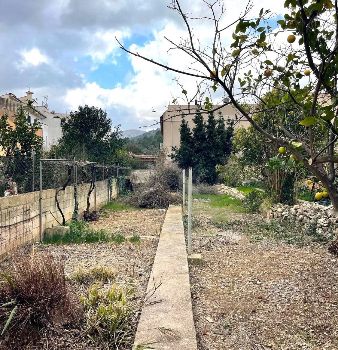 Haus-mit-Projekt-in-Pollensa