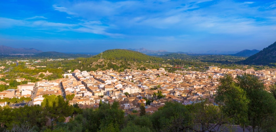 Haus-mit-Projekt-in-Pollensa