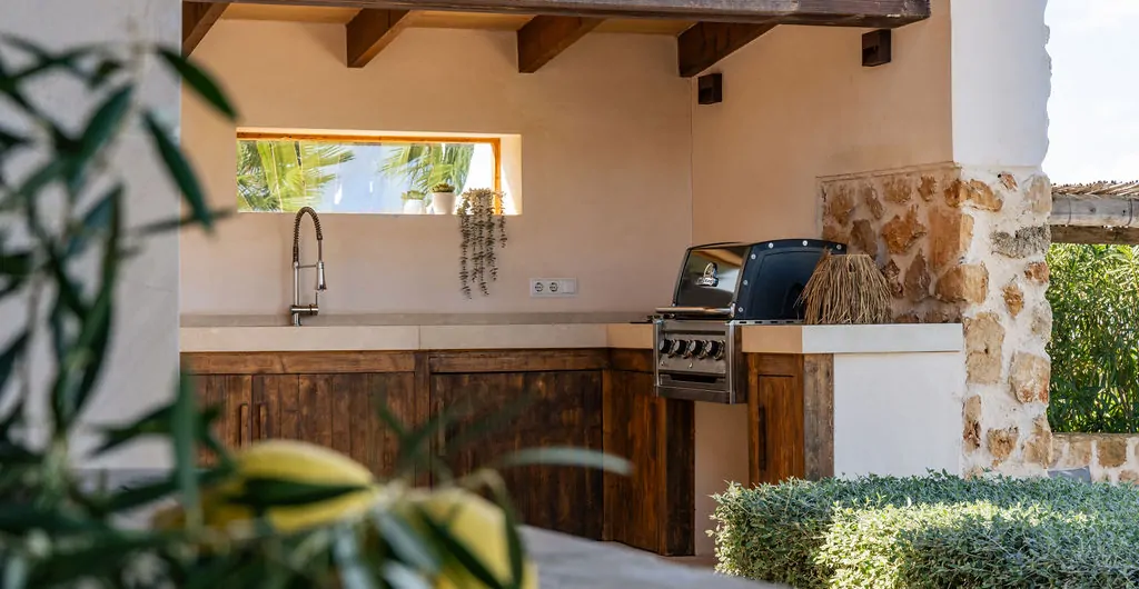 Luxus-Finca-mit-Meerblick