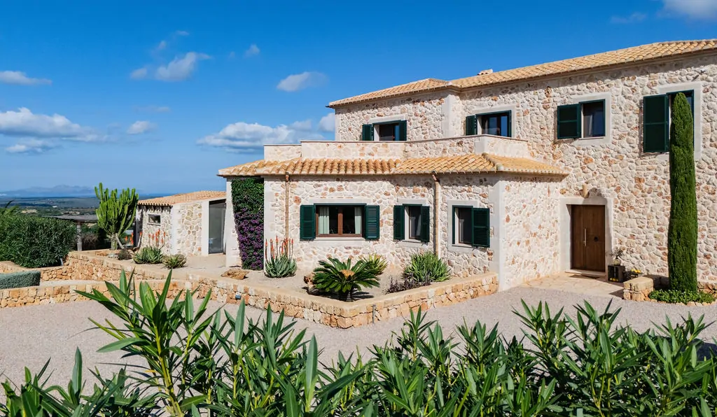 Luxus-Finca-mit-Meerblick