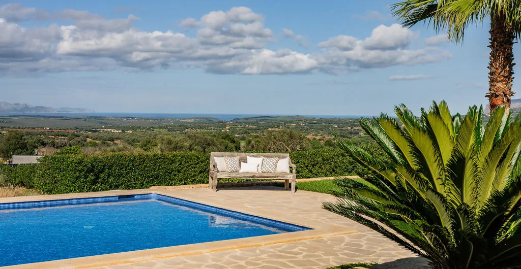 Luxus-Finca-mit-Meerblick