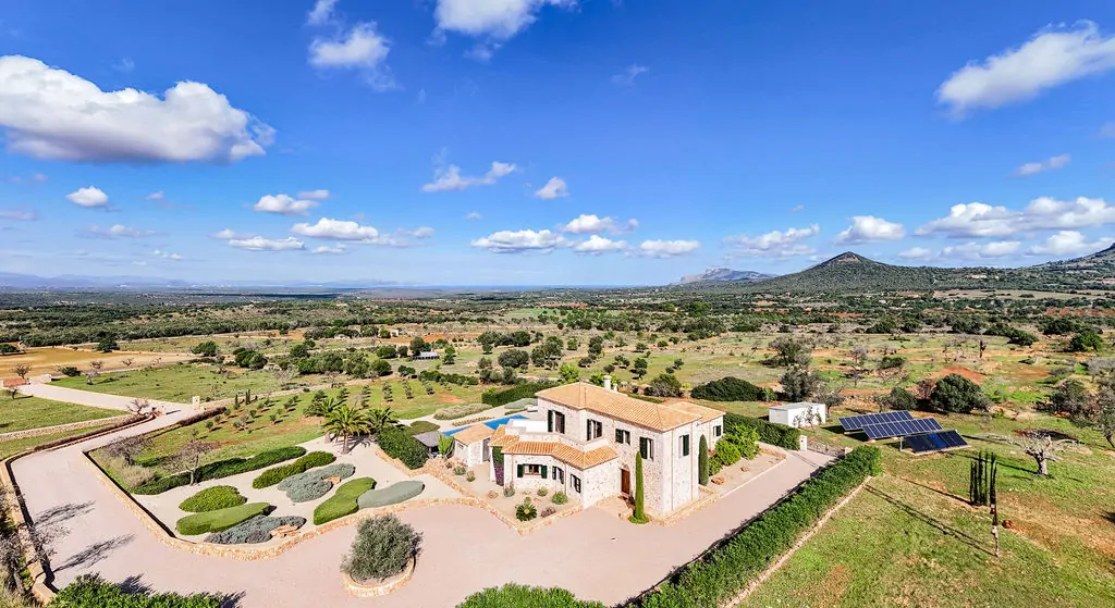 Luxus-Finca-mit-Meerblick