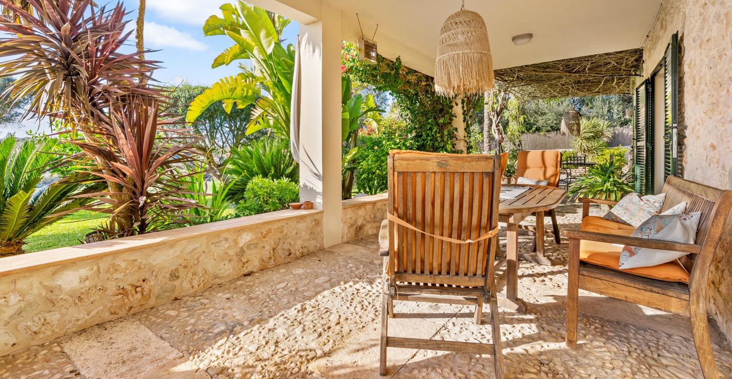 Finca-mit-Pool-und-schöner-Aussicht